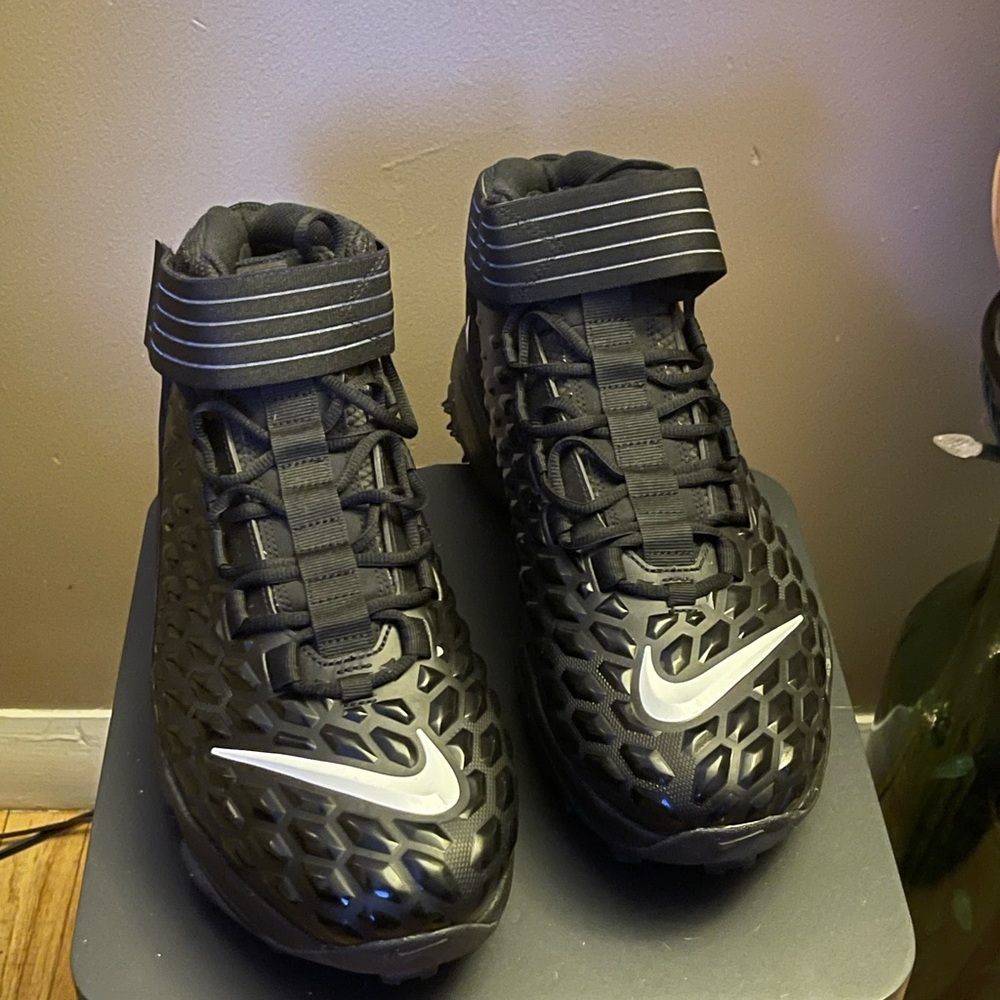 Nike Savage Pro 2 Lineman Cleats